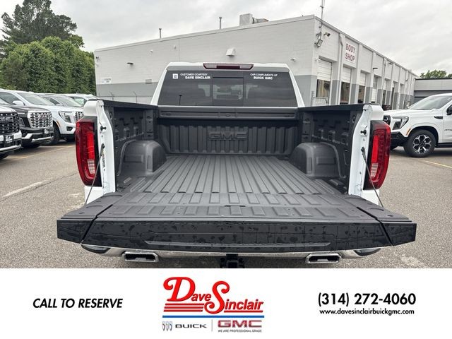 GMC Sierra 1500 Vehicle Full-screen Gallery Image 24