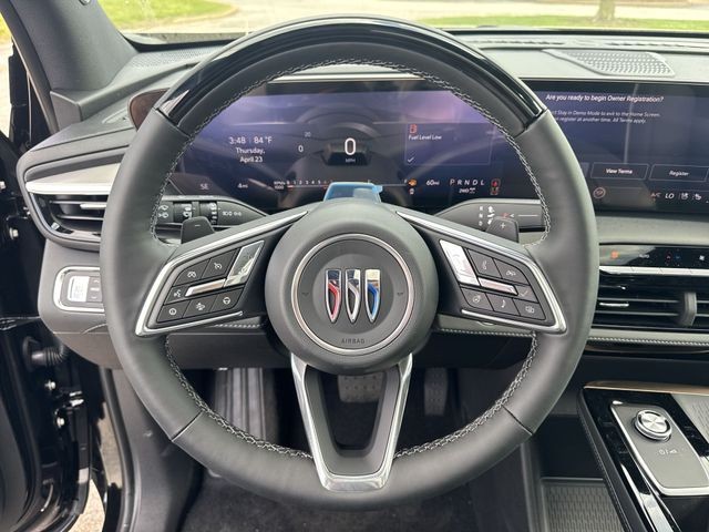 Buick Enclave Vehicle Full-screen Gallery Image 14