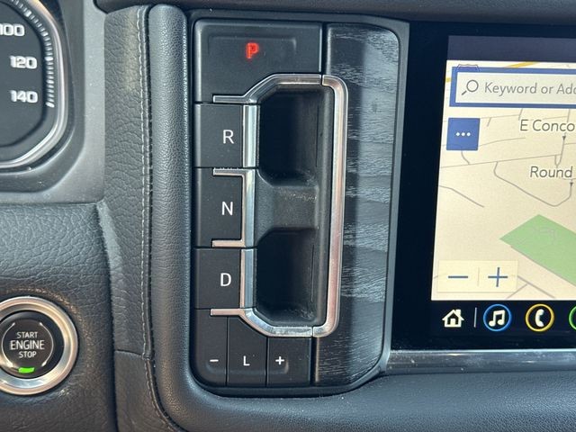 GMC Yukon XL Vehicle Full-screen Gallery Image 20
