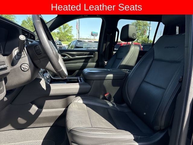 GMC Yukon XL Vehicle Full-screen Gallery Image 24