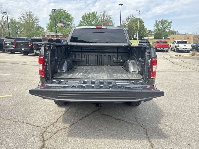 Ford F-150 Vehicle Full-screen Gallery Image 28