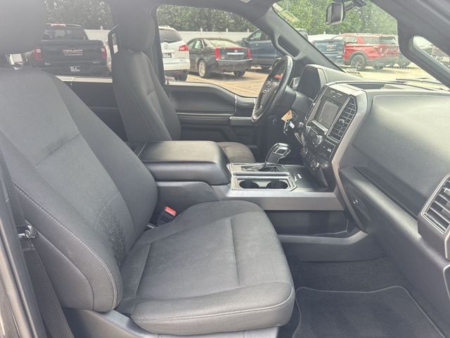 Ford F-150 Vehicle Full-screen Gallery Image 30