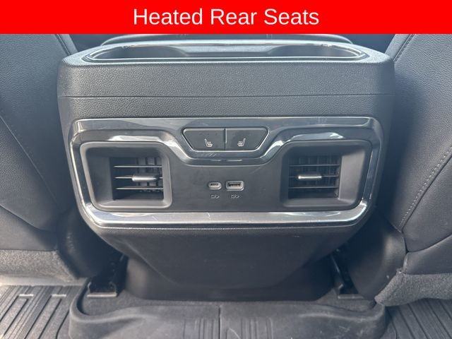 GMC Sierra 1500 Vehicle Full-screen Gallery Image 24