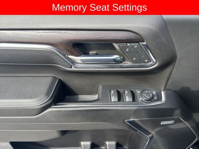 GMC Sierra 1500 Vehicle Full-screen Gallery Image 25