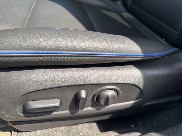 Buick Envista Vehicle Full-screen Gallery Image 13