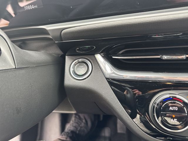 Buick Envista Vehicle Full-screen Gallery Image 20