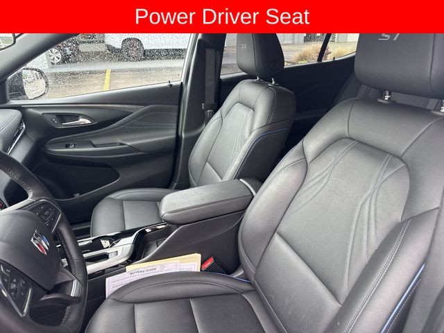 Buick Envista Vehicle Full-screen Gallery Image 22