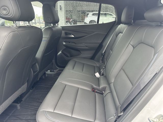 Buick Envista Vehicle Full-screen Gallery Image 27