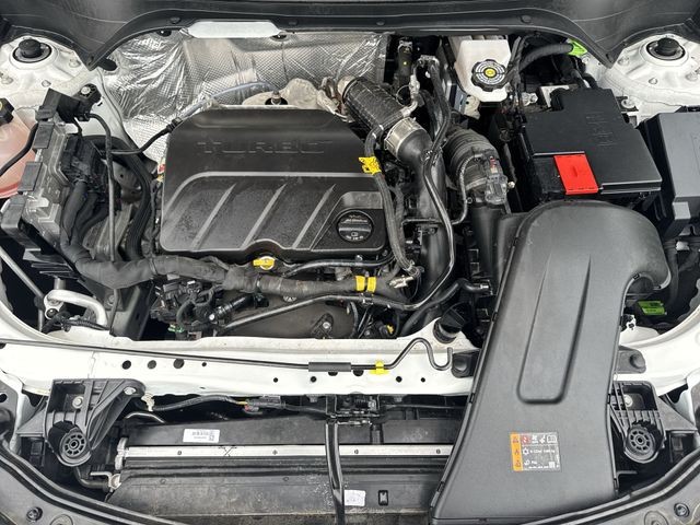 Buick Envista Vehicle Full-screen Gallery Image 32