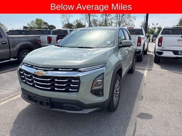 Chevrolet Equinox Vehicle Full-screen Gallery Image 02