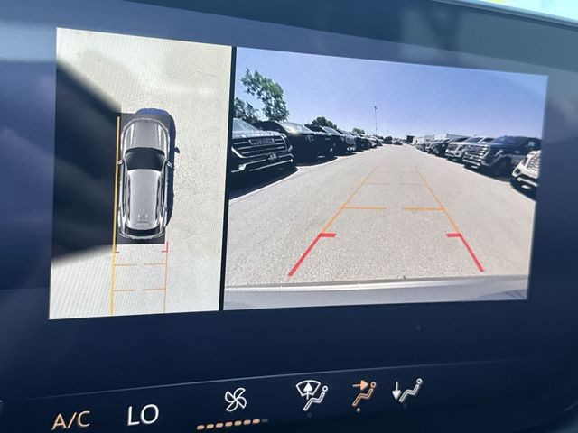 Buick Envision Vehicle Full-screen Gallery Image 17