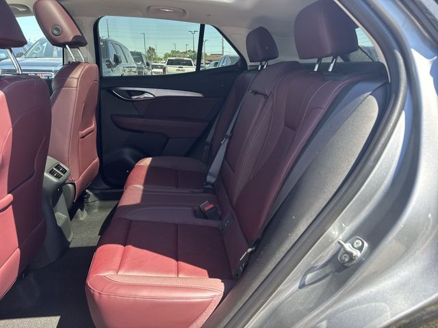 Buick Envision Vehicle Full-screen Gallery Image 23