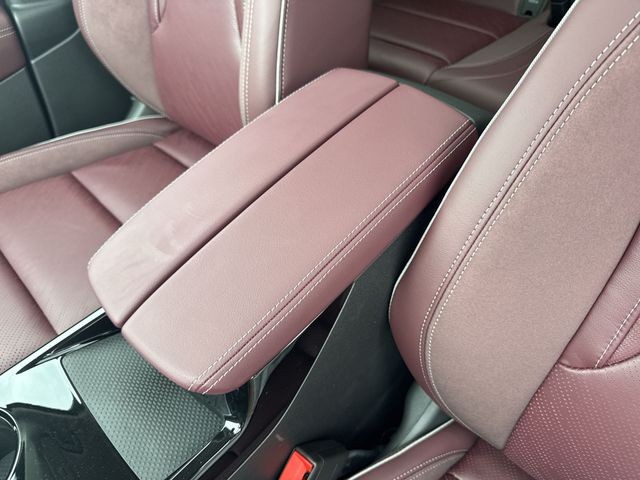 Buick Envision Vehicle Full-screen Gallery Image 21