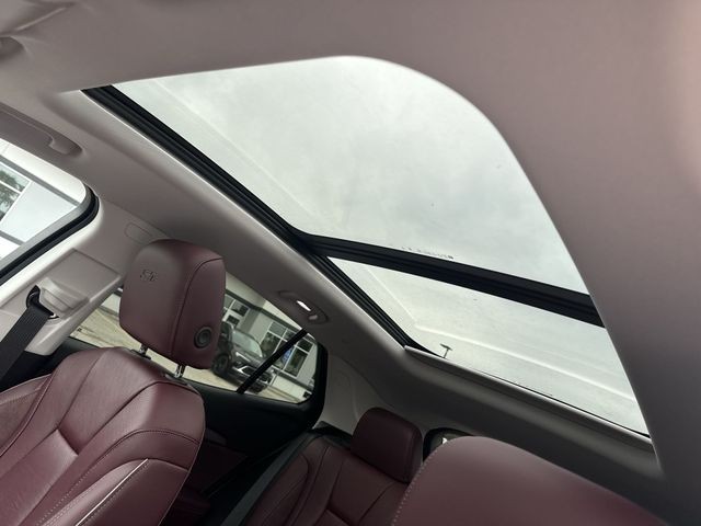 Buick Envision Vehicle Full-screen Gallery Image 22