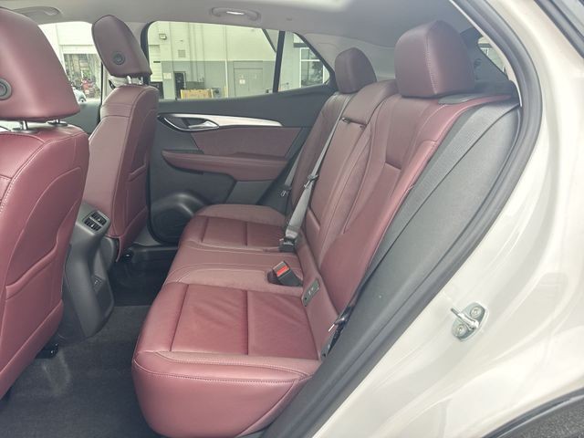 Buick Envision Vehicle Full-screen Gallery Image 23
