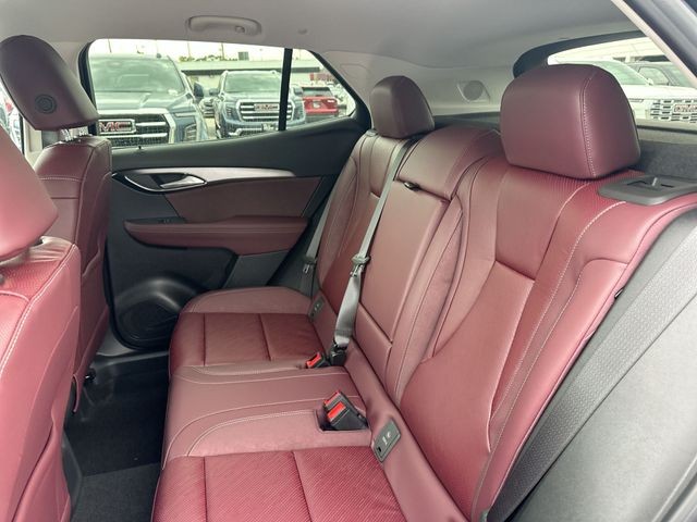 Buick Envision Vehicle Full-screen Gallery Image 13