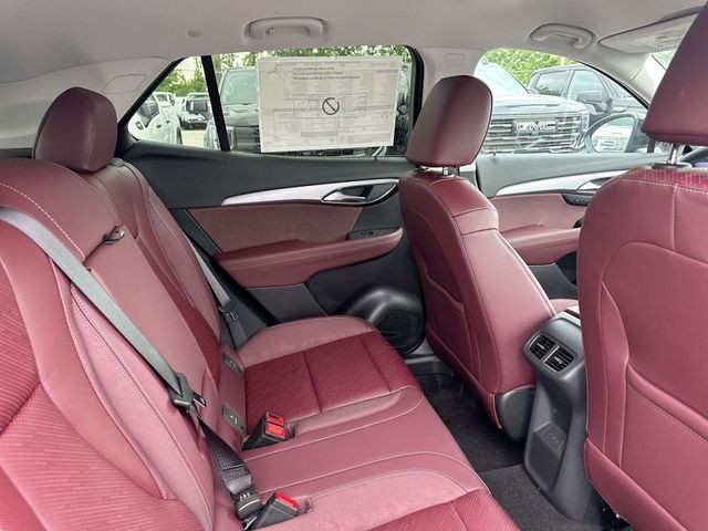 Buick Envision Vehicle Full-screen Gallery Image 14