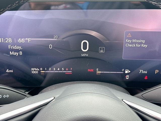Buick Envision Vehicle Full-screen Gallery Image 23
