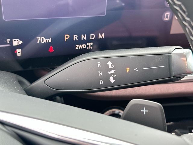 Buick Envision Vehicle Full-screen Gallery Image 28