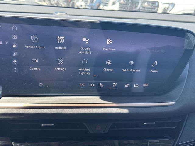 Buick Envision Vehicle Full-screen Gallery Image 16