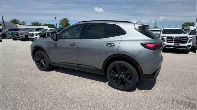 Buick Envision Vehicle Full-screen Gallery Image 06
