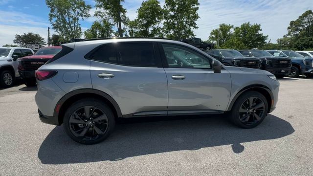 Buick Envision Vehicle Full-screen Gallery Image 09