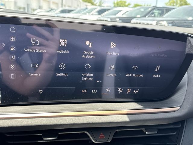 Buick Envision Vehicle Full-screen Gallery Image 16
