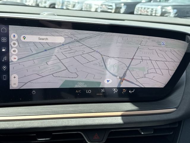 Buick Envision Vehicle Full-screen Gallery Image 18