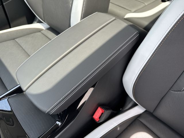 Buick Envision Vehicle Full-screen Gallery Image 21