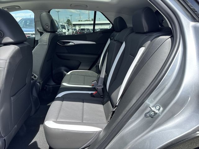 Buick Envision Vehicle Full-screen Gallery Image 23