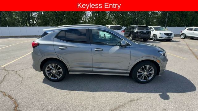 Buick Encore GX Vehicle Full-screen Gallery Image 09