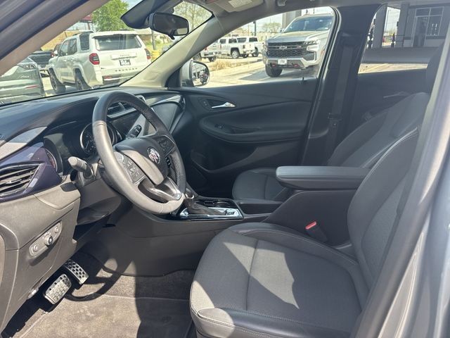 Buick Encore GX Vehicle Full-screen Gallery Image 10