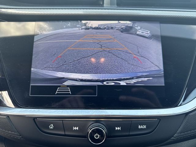 Buick Encore GX Vehicle Full-screen Gallery Image 14