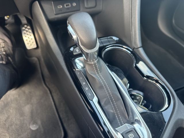 Buick Encore GX Vehicle Full-screen Gallery Image 15