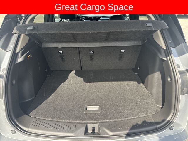 Buick Encore GX Vehicle Full-screen Gallery Image 24