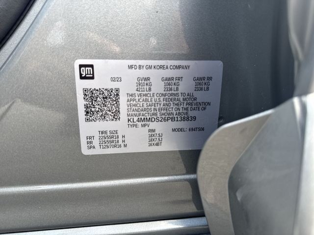 Buick Encore GX Vehicle Full-screen Gallery Image 32