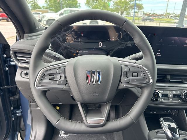 Buick Envista Vehicle Full-screen Gallery Image 14