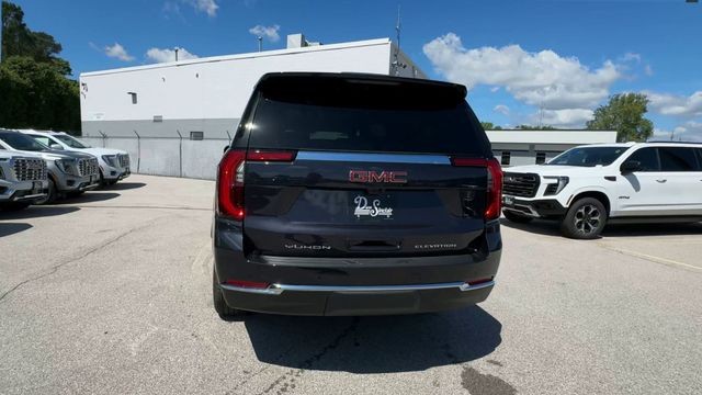 GMC Yukon XL Vehicle Full-screen Gallery Image 07