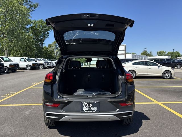 Buick Encore GX Vehicle Full-screen Gallery Image 22
