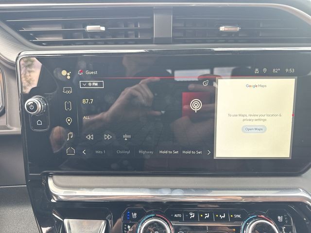 GMC Sierra 1500 Vehicle Full-screen Gallery Image 16