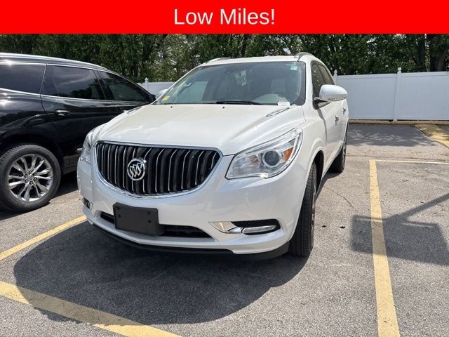 Buick Enclave Vehicle Full-screen Gallery Image 02