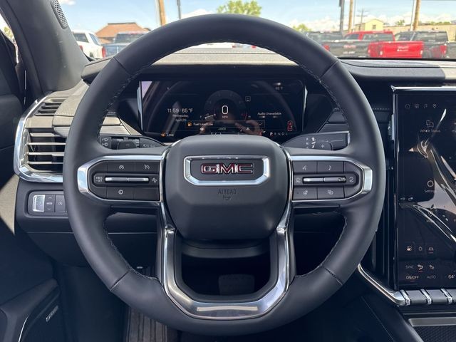 GMC Acadia Vehicle Full-screen Gallery Image 14