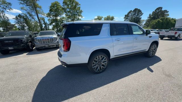 GMC Yukon XL Vehicle Full-screen Gallery Image 08