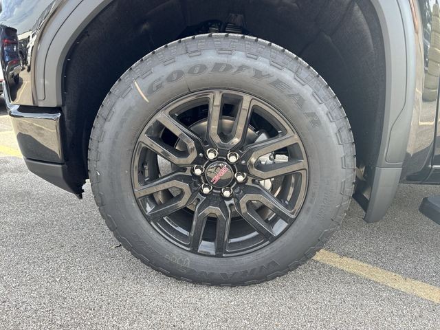 GMC Sierra 1500 Vehicle Full-screen Gallery Image 10