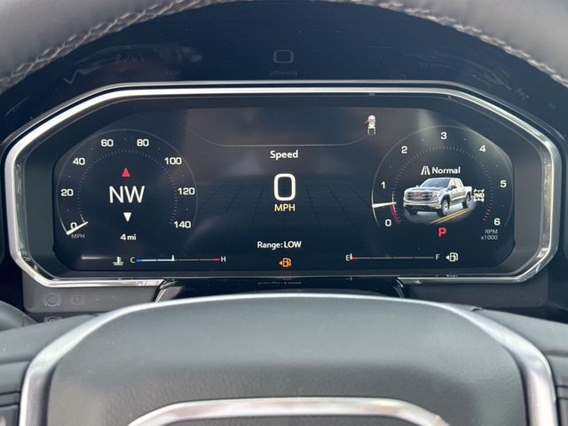 GMC Sierra 1500 Vehicle Full-screen Gallery Image 15