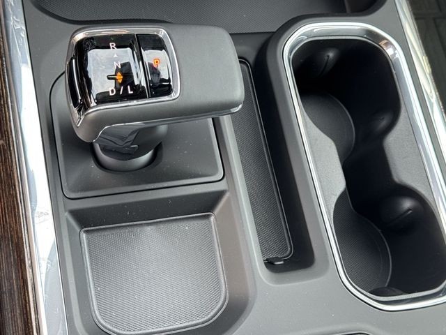 GMC Sierra 1500 Vehicle Full-screen Gallery Image 20