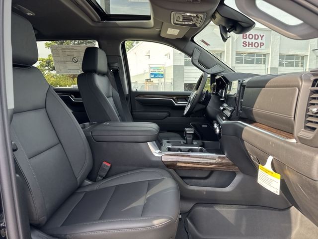 GMC Sierra 1500 Vehicle Full-screen Gallery Image 25