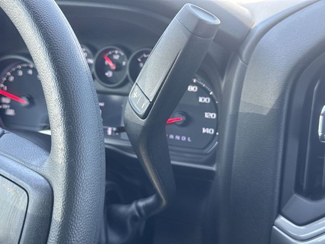 GMC Sierra 1500 Vehicle Full-screen Gallery Image 19