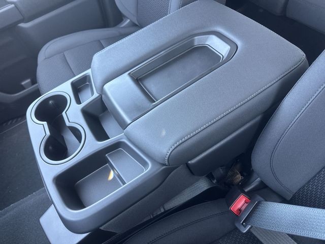 GMC Sierra 1500 Vehicle Full-screen Gallery Image 20