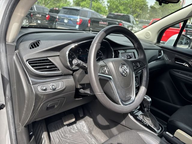 Buick Encore Vehicle Full-screen Gallery Image 13
